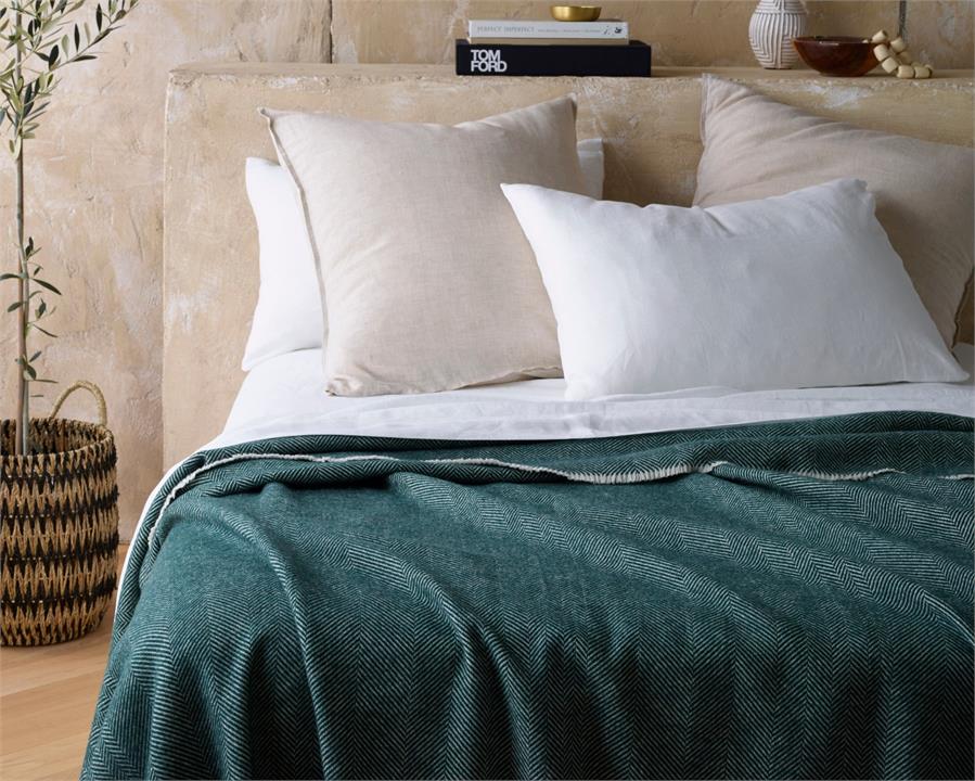 Accessorize Green 400GSM Herringbone Wool Blanket - Single Bed