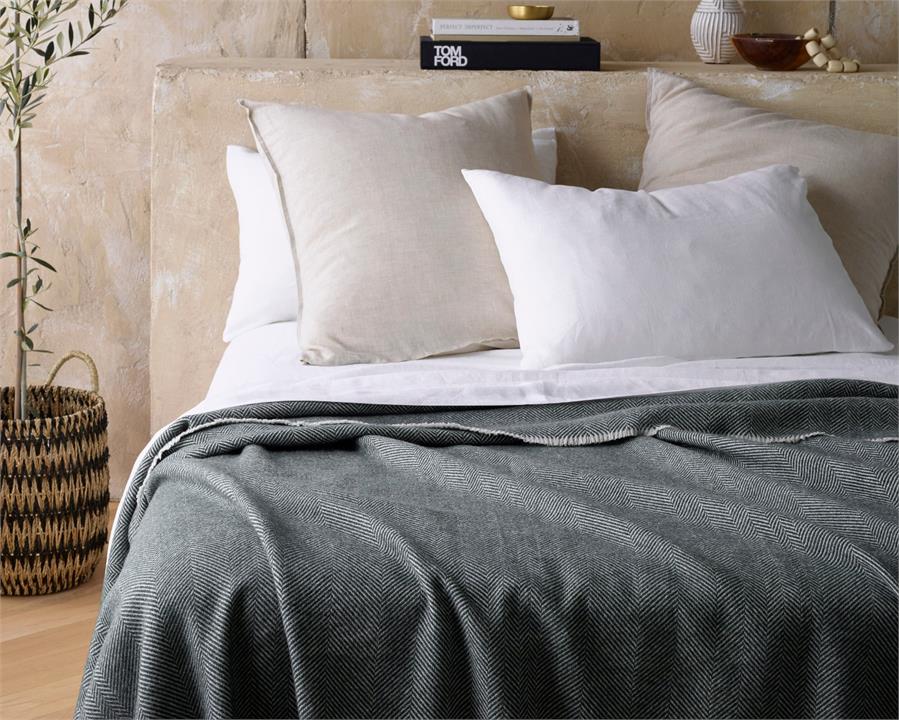Accessorize Grey 400GSM Herringbone Wool Blanket - Single Bed