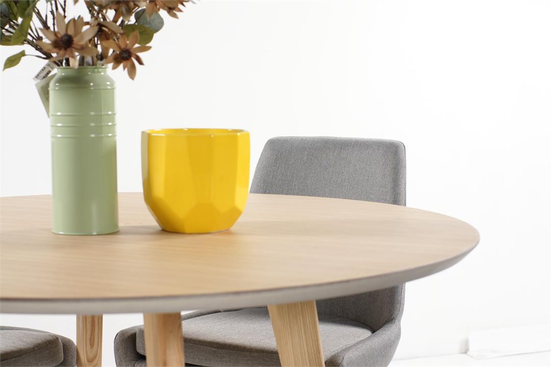 Alexandria 1.1 Dining Table