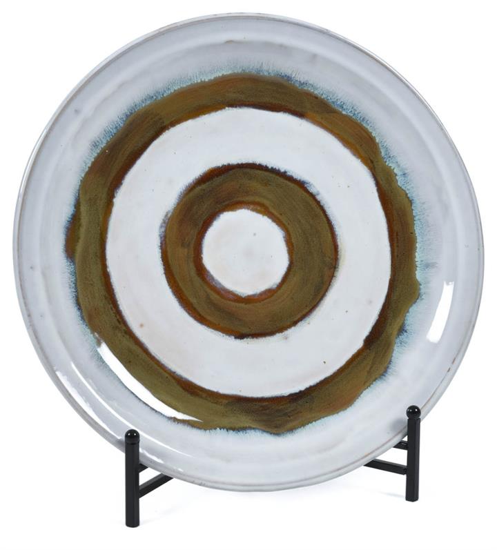 Arizona Ceramic Glazed Plate With Stand - White/Brown