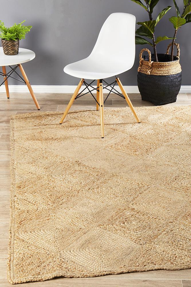 Chunky Natural Fiber Hatch Rug 270x180cm