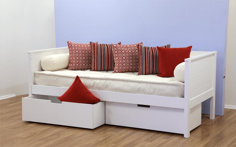 Cologne timber single day bed - suite option