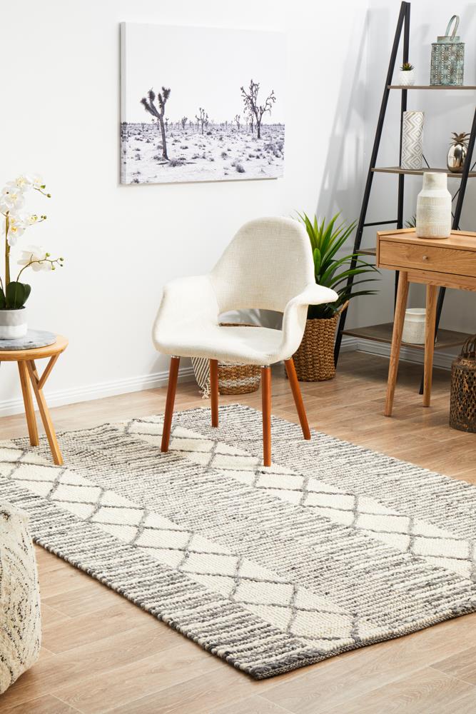 Hellena Braied Grey Wool Rug 225x155cm