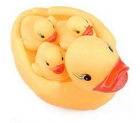 Hot Yellow Four Ducks Baby Kids Bathing Needed Toys Rubber Race Squeaky Warm
