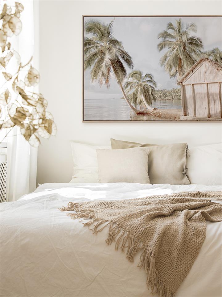 Hut by the Sea - Oak Box Frame Canvas - 90x120 - Landscape