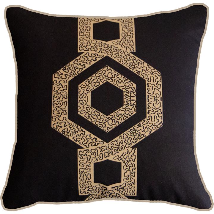 Inter Hexagon Scroll Sash Black