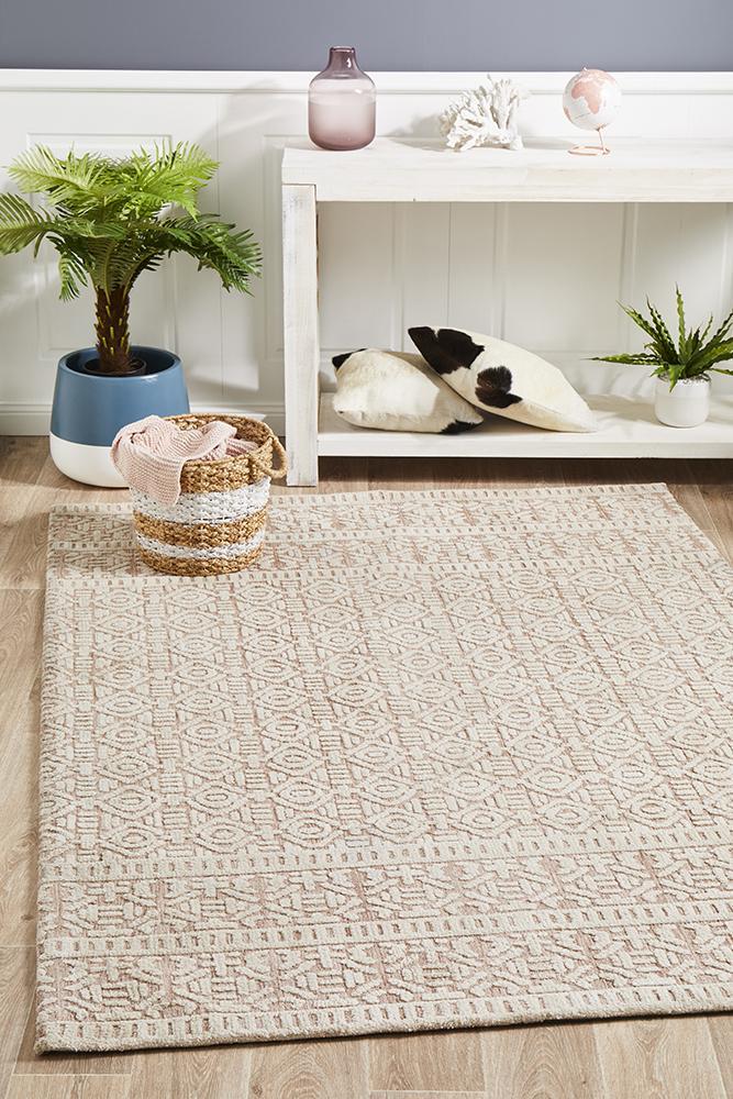 Levi Gloria Peach Ivory Rug 400X300CM