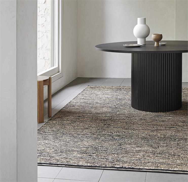 Lisbon Floor Rug - 200x300 - Onyx