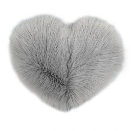 Love Heart Shape Artificial Wool Area Carpet for Home Decoration