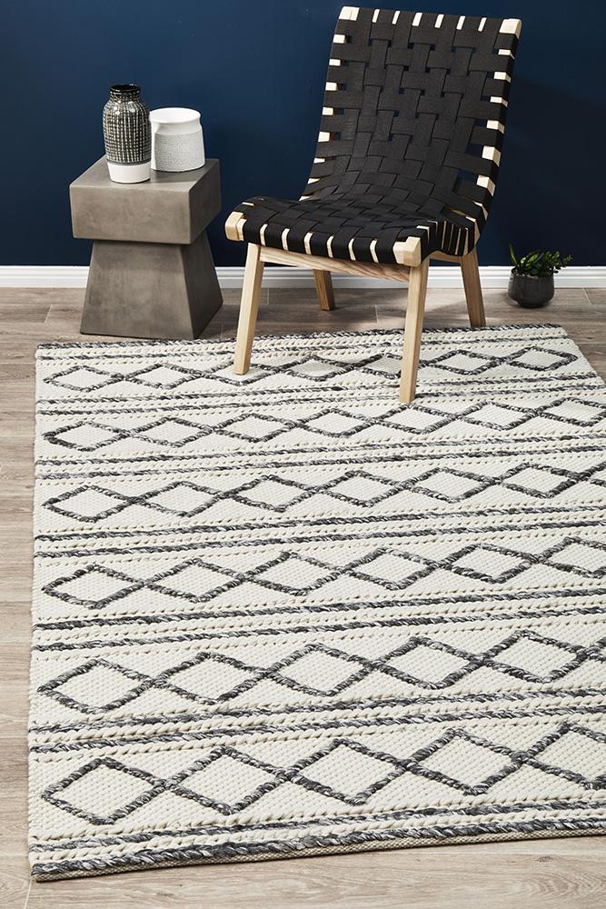 Milly Textured Woollen Rug White Grey 225x155cm