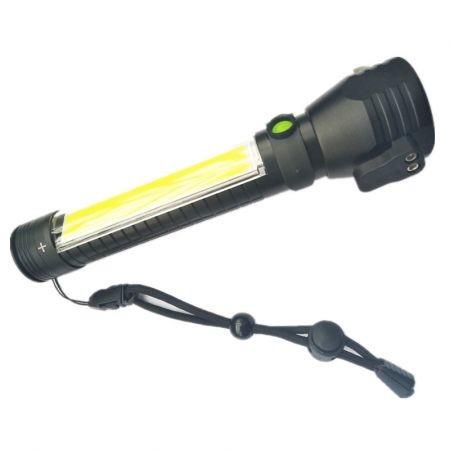 Multifunctional Outdoor Safety Hammer Flashlight Emergency Rescue Tool Lamp for Hiking Camping Traveling