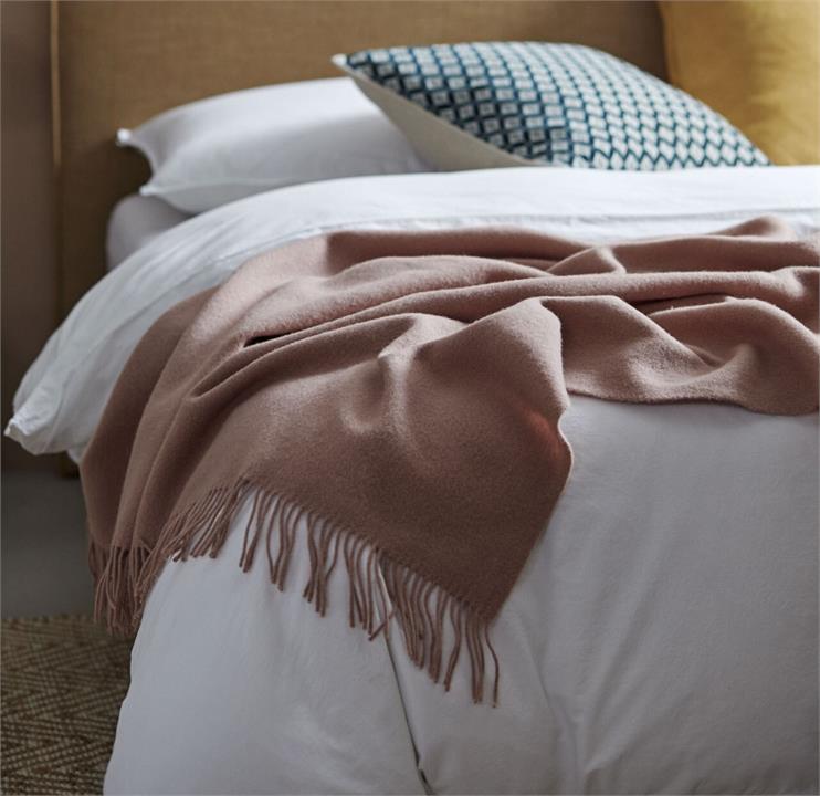 Nevis Throw - Rose