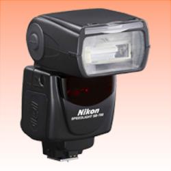New Nikon Speedlight SB-700 SB700 FLASH D90 D7000 (1 Year Warranty)