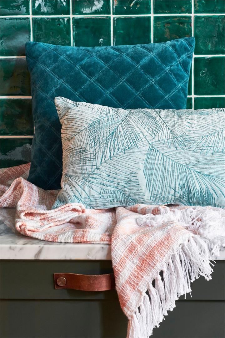 Nippon Coral Throw