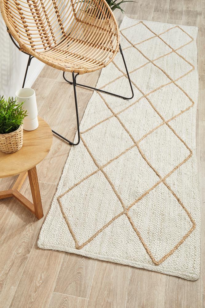 Noosa 222 White Runner Rug - 300X80CM