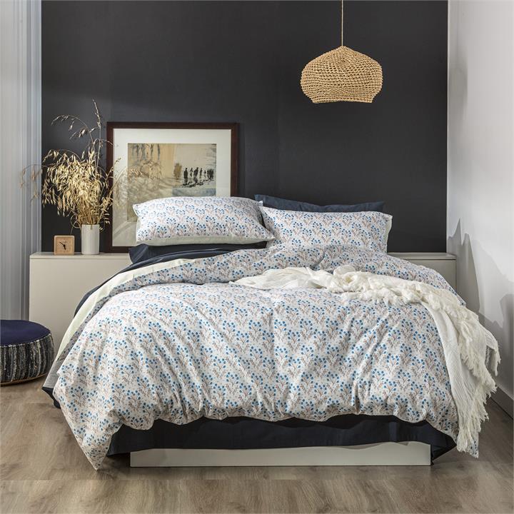 Park Avenue 175 GSM Egyptian cotton Flannelette Quilt Cover set Super King Meadow