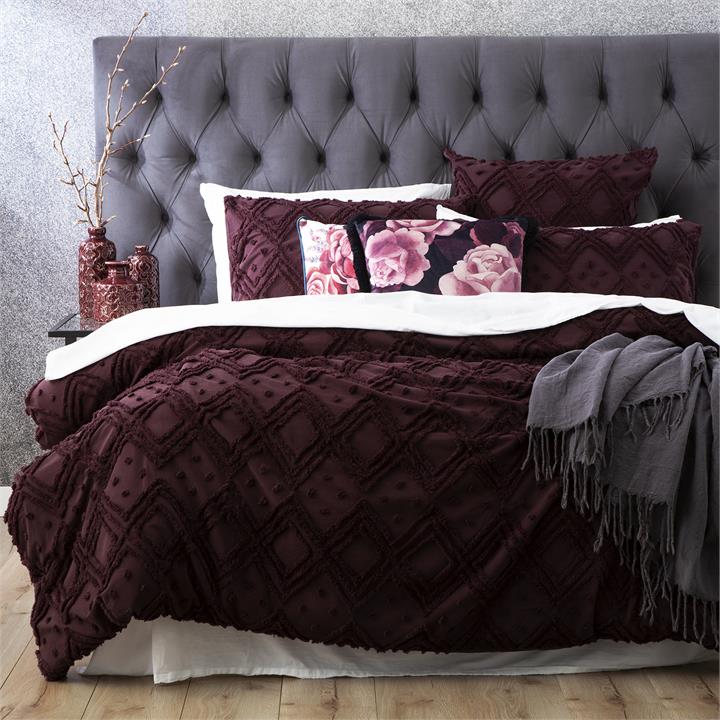 Park Avenue Medallion cotton Vintage washed Tufted Quilt Cover set  Euro PCase Plum