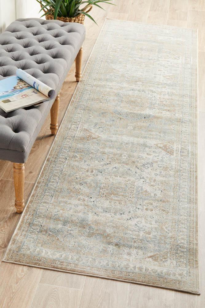 Providence Esquire Central Traditional Beige Runner - 300X80CM