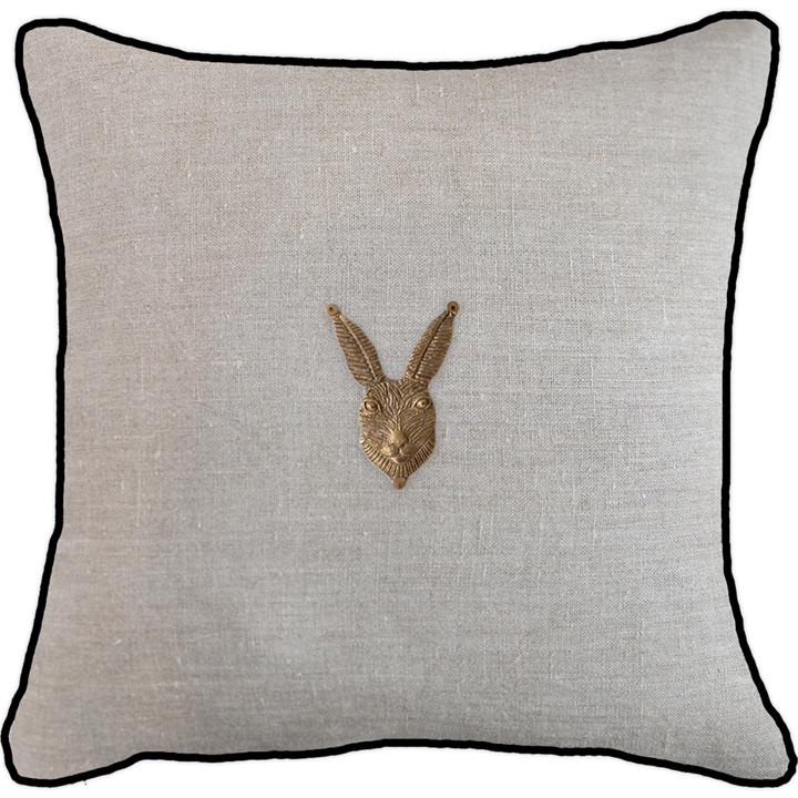 Rabbit Head Gold Natural w Black Pipe