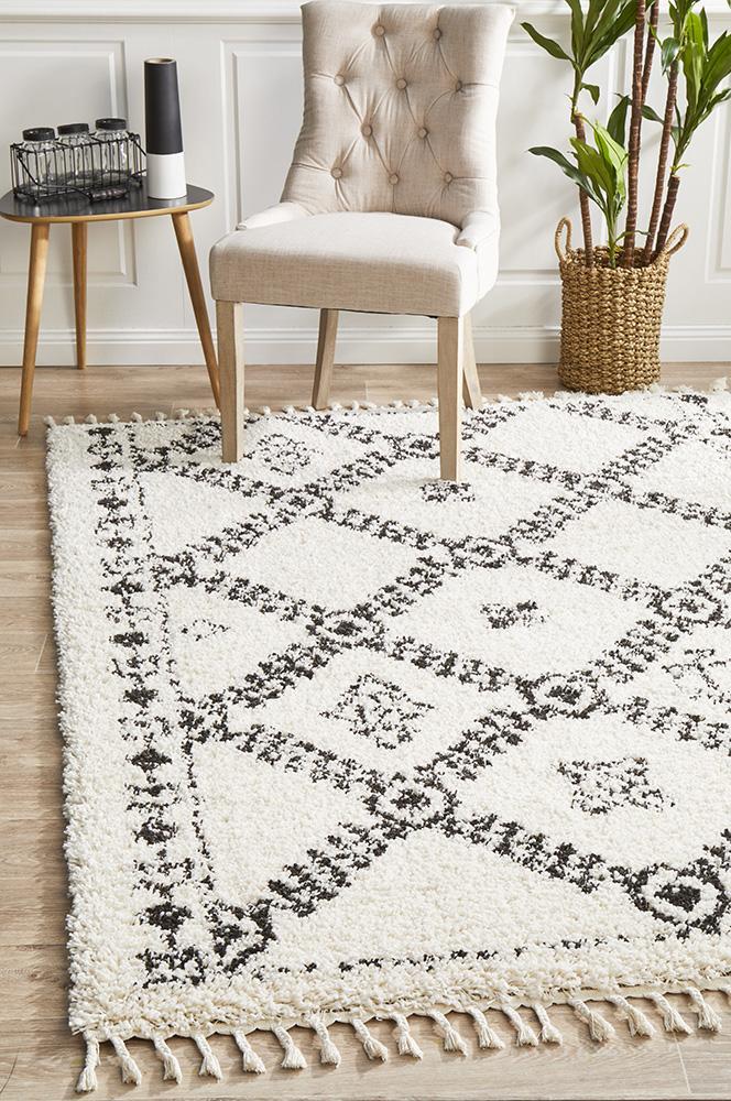 Saffron 33 White 330x240