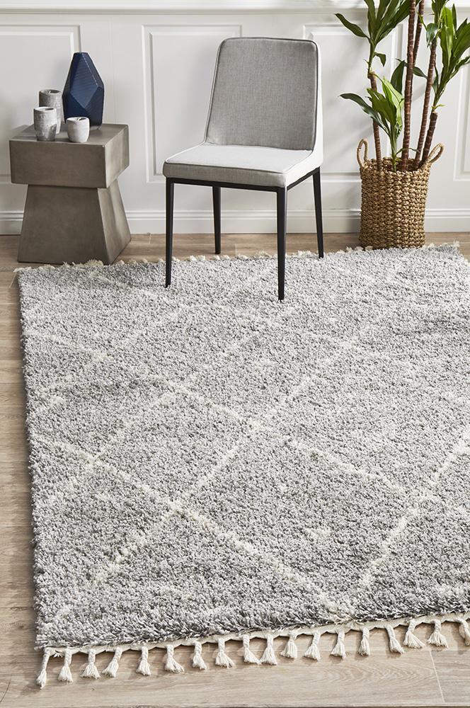 Saffron 44 Silver 330x240
