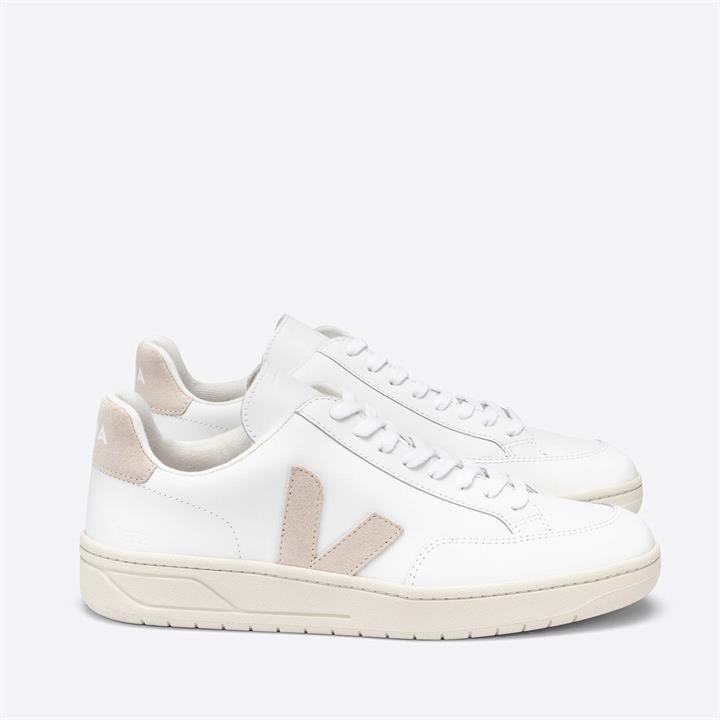 Veja Men's V-12 Leather Trainers - Extra White/Sable - UK 11