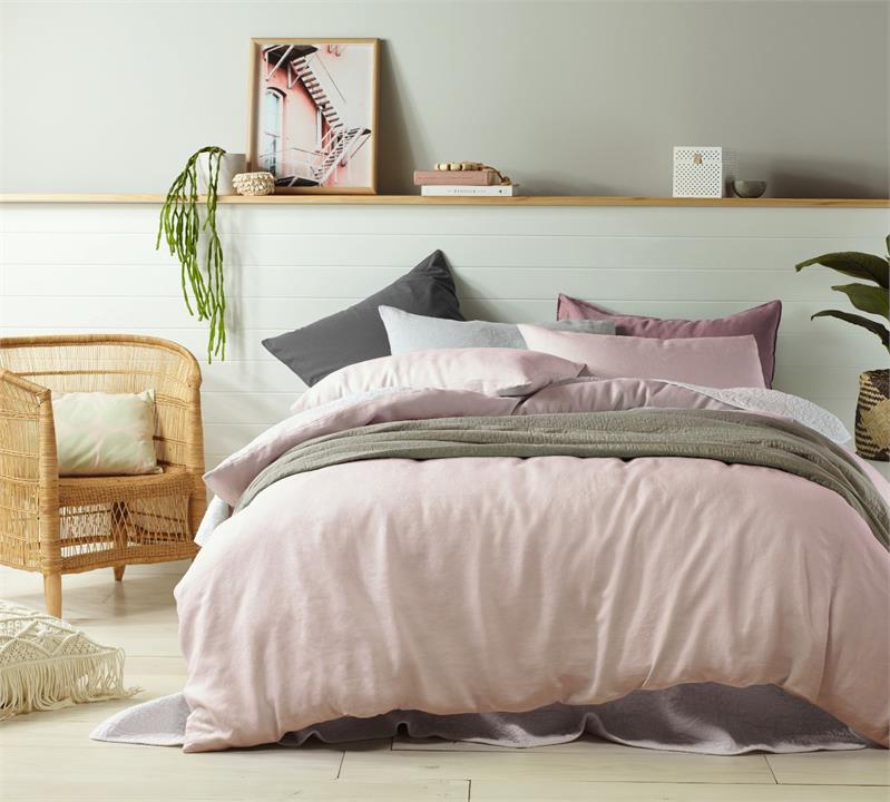 Vintage Design Blush French 100% Linen Quilt Cover Set - King Bed
