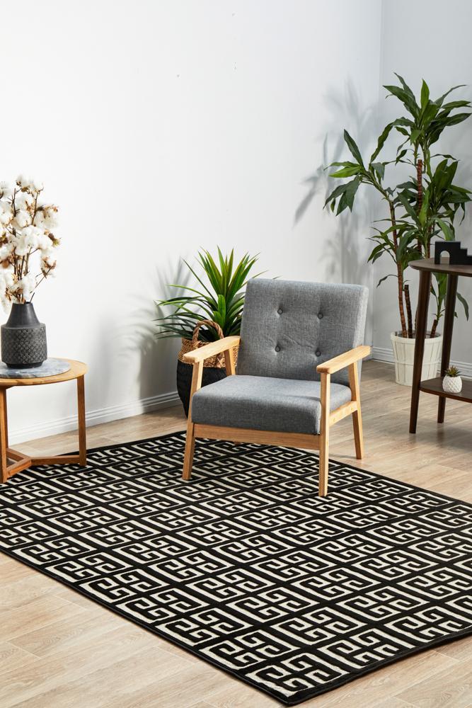 York Brenda Black & Gold Rug 290X200CM