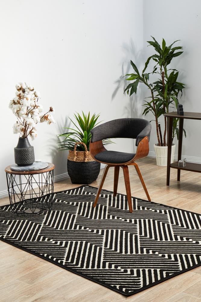 York Cindy Black & Gold Rug 290X200CM