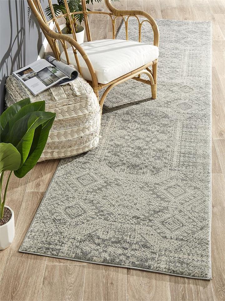 Zelda Silver Grey Rug 500X80cm